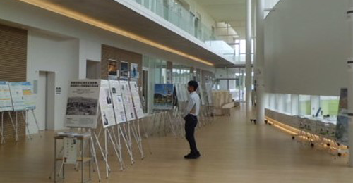 東日本大震災・原子力災害伝承館パブリックスペース